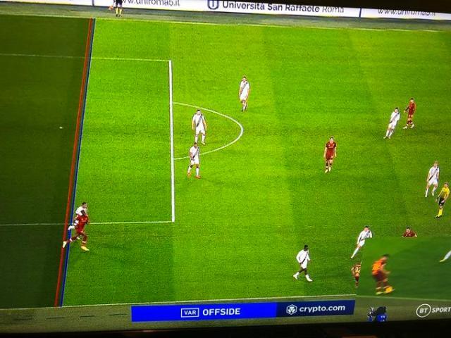 1638161102184058780.jpg yT4wEoRr.jpg