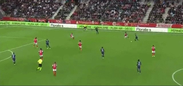 1630279202413036614.gif 巴黎1.gif